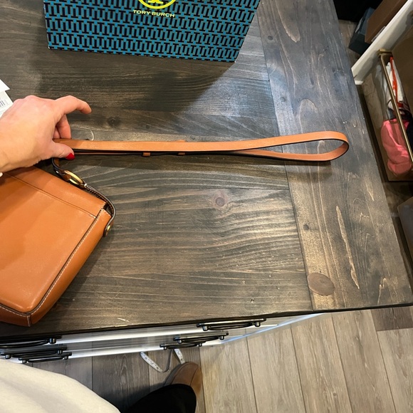 Tory Burch Miller Metal  Crossbody Bag - Picture 16 of 16